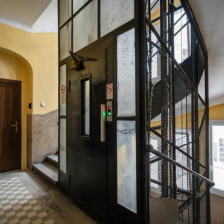 Comfort Central Apartments By The Synagogue Budapest Esterno foto
